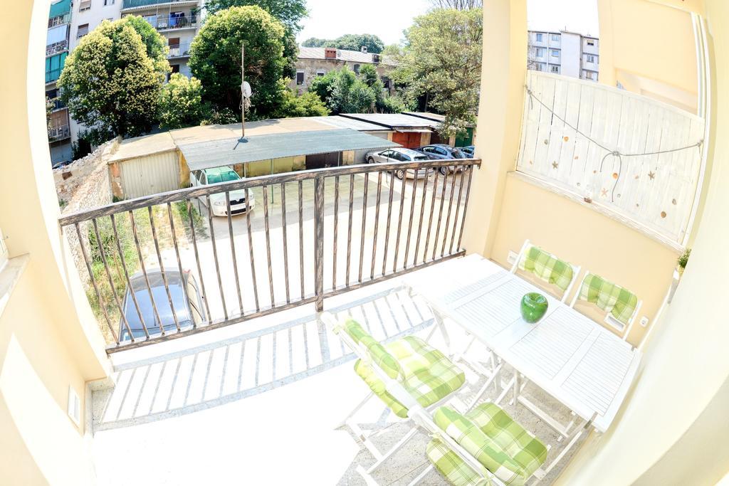 Apartman Harmony Apartman Póla Kültér fotó
